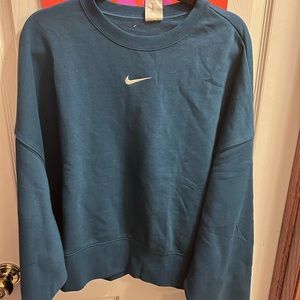 nike crewneck